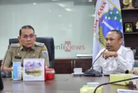 Kepala Kanwil KemenHAM DK Jakarta, Mikael Azedo Harwito, bersama Walikota Jakarta Pusat, Arifin, dalam audiensi penguatan HAM dan sosialisasi aplikasi PRISMA di Kantor Walikota Jakarta Pusat.