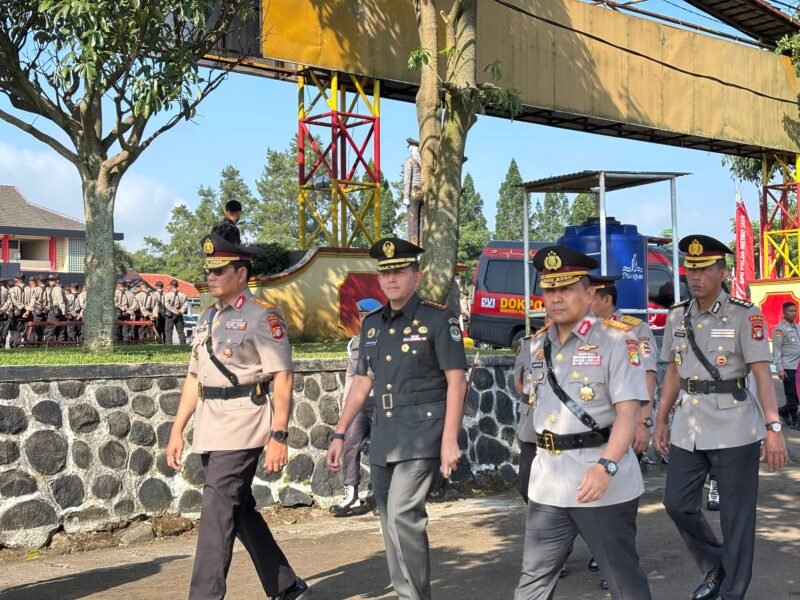 Kapolda Metro Jaya Irjen Pol. Karyoto membuka Pendidikan Pembentukan Bintara Polri 2025