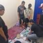 Satnarkoba Polres Jakarta Barat menggeledah tempat tinggal sindikat narkoba jaringan internasional