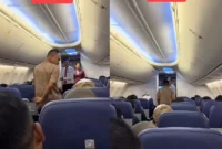 Petugas keamanan Bandara Soetta mengamankan penumpang Lion Air JT-308 yang mengaku bawa bom ke dalam kabin. Aksinya bikin geger penerbangan Jakarta–Kualanamu, Sabtu malam (2/8/2025).
