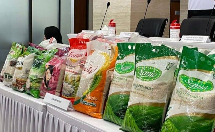 Pengecekan penjualan beras di Pasar Tradisonal. Dok: Istimewa