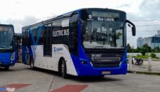 Bus TransJakarta melayani masyarakat. (Posnews/Ist)