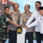 Wakil Menteri Pertanian dan Irwasum Polri meresmikan pembangunan SPPG di Desa Rembun, Malang, Rabu (6/8/2025) - (Foto Istimewa)