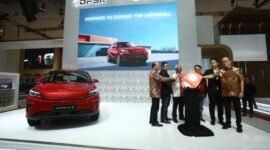 Seres 3 ‘Elegant E-Motion’ Umumkan Harga Resmi di GIIAS 2025