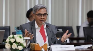 Ketua KPK Setyo Budiyanto saat rapat kerja dengan Komisi III DPR RI membahas perubahan modus operasi tangkap tangan. (Posnews/KPK)