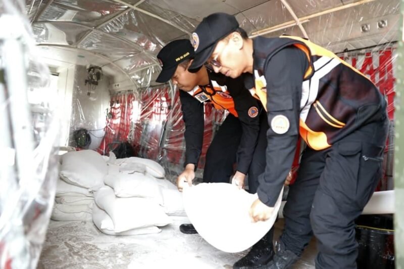Ilustrasi, BNPB menggelar Operasi Modifikasi Cuaca untuk mencegah banjir dan cuaca ekstrem di Jakarta dan Jabodetabek. Dok Posnews/Ist