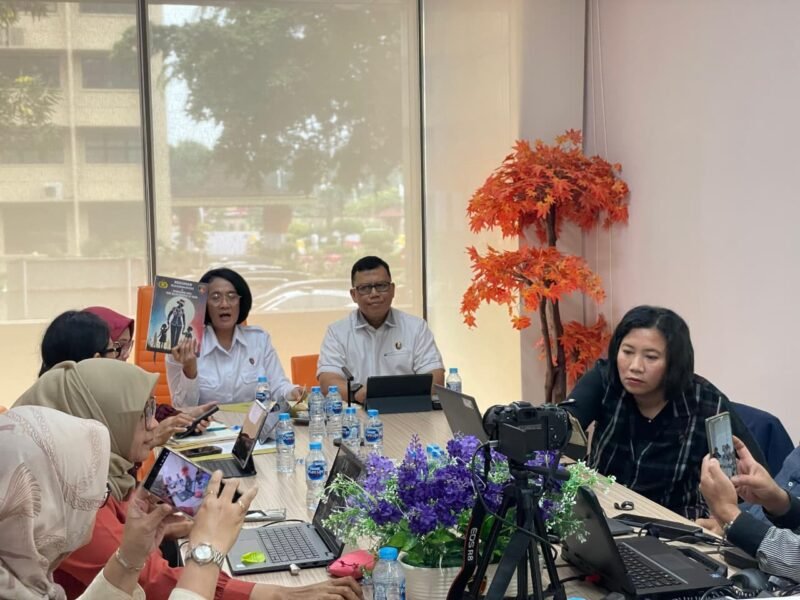 Brigjen Pol. Dr. Nurul Azizah menegaskan pentingnya perlindungan anak dalam sosialisasi pedoman diversi dan penanganan anak di bawah 12 tahun di Bareskrim Polri. (Dok-Polri)