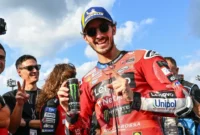 Pembalap Ducati Lenovo, Francesco Bagnaia, merayakan kemenangan MotoGP Jepang. Dok: MotoGP.com