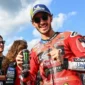 Pembalap Ducati Lenovo, Francesco Bagnaia, merayakan kemenangan MotoGP Jepang. Dok: MotoGP.com
