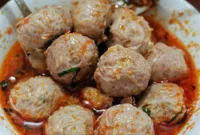 Semangkuk bakso panas dengan kuah gurih di Jakarta. Dok: Istimewa