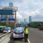 Dishub DKI menutup gerbang tol Slipi dan Senayan. Dok: Istimewa