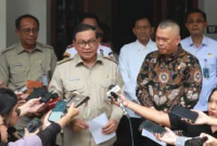 Gubernur DKI Jakarta Pramono Anung menyampaikan dukungan penuh terhadap DPRD dalam menindak parkir ilegal. Dok: Kominfo DKI JKT