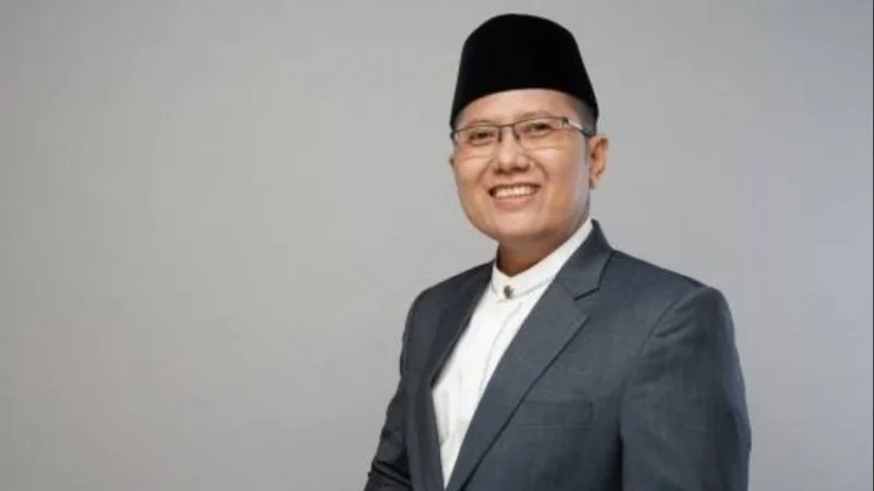 Ketua MUI Bidang Dakwah dan Ukhuwah Cholil Nafis menyampaikan tanggapan atas permintaan fatwa Celios terkait penghasilan menteri dan Wamen dari jabatan komisaris BUMN. Dok-MUI