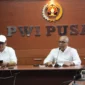 Ketua Umum PWI Pusat Akhmad Munir memberikan pernyataan terkait kebebasan pers. Dok: Istimewa
