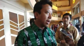 Romahurmuziy bantah klaim aklamasi Muhammad Mardiono di Muktamar X PPP.

