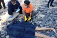 Polisi olah TKP kasus pembunuhan mahasiswi di Pantai Nipah. Dok-Polres Lombok Utara