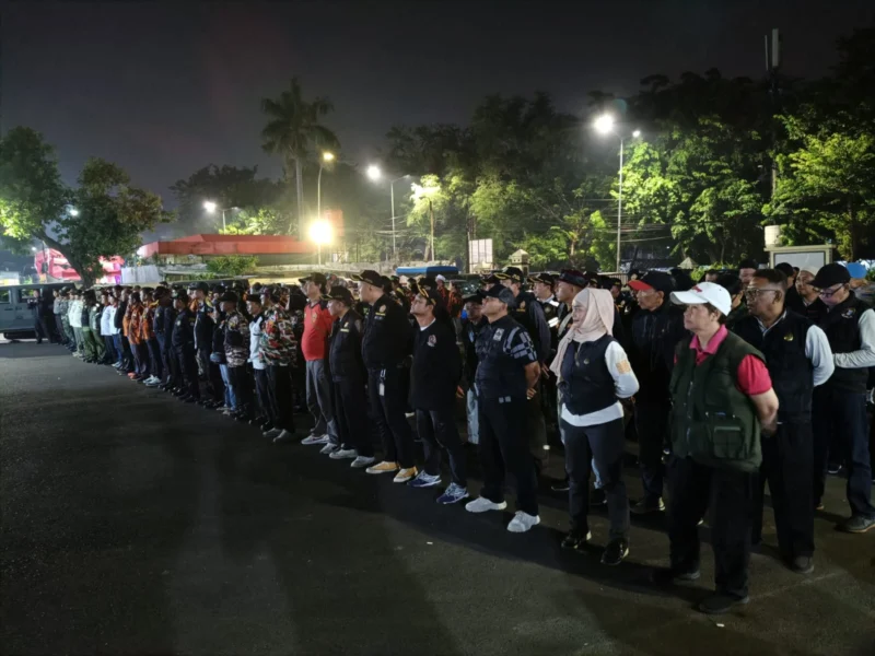 Patroli gabungan empat pilar Ciracas–Pasar Rebo digelar untuk menjaga situasi aman dan kondusif. Dok-Polsek Ciracas