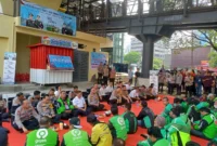 Wakapolda Metro Jaya Brigjen Pol Dekananto Eko Purwono saat meresmikan Ojol Kamtibmas di Stasiun Juanda. Dok: PMJ
