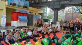 Wakapolda Metro Jaya Brigjen Pol Dekananto Eko Purwono saat meresmikan Ojol Kamtibmas di Stasiun Juanda. Dok: PMJ
