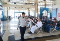 Ribuan penumpang memadati Terminal Pulo Gebang, Jakarta Timur, untuk mudik saat libur panjang Maulid Nabi Muhammad SAW, Jumat (5/9/2025). (Dok-Kominfo DKI JKT)