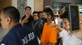 Polisi Bekasi tangkap ustaz bejat cabuli anak angkat dan keponakan. Dok: Istimewa