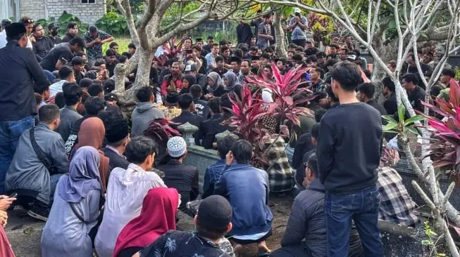 Keluarga menolak autopsi jenazah Rheza Sendy Pratama, mahasiswa Amikom Yogyakarta, yang meninggal setelah ikut aksi demo di Mapolda DIY. (Dok-Istimewa)
