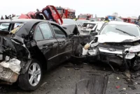 Enam mobil ringsek akibat kecelakaan beruntun di Jalan Pantai Indah Kapuk 2, Jakarta Utara. Foto-Ilustasi
