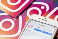 Peserta PJLP Damkar 2025 memantau pengumuman hasil Tes Kesamaptaan Jasmani di akun Instagram resmi Gulkarmat DKI. Dok-Istimewa