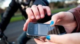 Ilustrasi, Rampas Handphone. (Posnews/Ist)