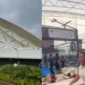 Atap lapangan padel di Taman Villa Meruya, Jakarta Barat, tampak miring dan sobek setelah diterpa hujan deras disertai angin kencang. Dok: Instagram