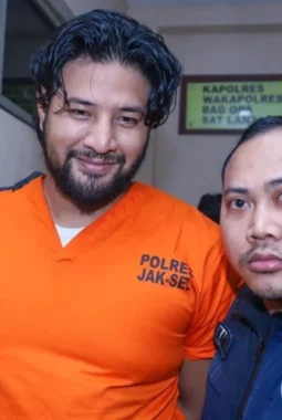 Ammar Zoni Dituntut 9 Tahun Penjara, Denda Rp500 Juta – Kasus Narkoba di Rutan Salemba