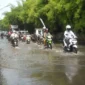 Banjir di Kelurahan Pesanggrahan usai hujan deras mengguyur Jakarta Selatan, Rabu (29/10/2025). (Kominfo)