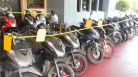 Polisi Polres Jakarta Utara tunjukkan 38 motor hasil curian sindikat lintas pulau. Dok: Posnews
