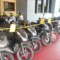 Polisi Polres Jakarta Utara tunjukkan 38 motor hasil curian sindikat lintas pulau. Dok: Posnews
