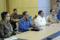 Gubernur DKI Jakarta Pramono Anung berbicara tentang bahaya mikroplastik dan pentingnya penggunaan masker di Gedung Kemenkes, Jakarta Selatan. (ist)