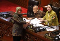 Rapat Paripurna DPR RI sahkan transformasi Kementerian BUMN menjadi BP BUMN, Kamis (2/10/2025) di Senayan Jakarta. Dok: MenPAN-RB