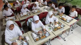 Makan Bergizi Gratis (MBG) di Sekolah Dasar. Dok: Istimewa
