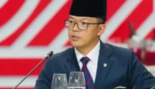 Menlu Sugiono menyampaikan rencana evakuasi WNI dari Iran di Kompleks Istana Kepresidenan Jakarta. (Posnews/@sugiono_56)
