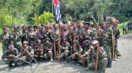 Serangan drone TNI menghantam markas OPM di Kiwirok, Papua Pegunungan, menewaskan Panglima OPM Lamek Alipky Taplo dan tiga anak buahnya. Dok: Istimewa
