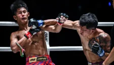 Redho “Rocky” asal Tasikmalaya bertarung sengit melawan Fahlikit Nayok Joyprajin di ring ONE Championship Bangkok, Jumat (3/10/2025). Dok: Posnews