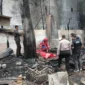 Warung makan di Kapuk Muara, Jakarta Utara terbakar, Selasa dini hari (28/10/2025). (Ist)

