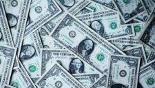 Ilustrasi, Titik nadir perdagangan global. Di tengah berkecamuknya perang Timur Tengah, Amerika Serikat melontarkan serangan tajam terhadap relevansi WTO di Yaounde, sementara Tiongkok mendesak dunia bersatu melawan proteksionisme sepihak. Dok: Istimewa.