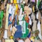 Ilustrasi, Mengubah jins bekas jadi tas? Itulah upcycling, gerakan kreatif yang mengubah sampah fashion menjadi harta karun unik. Dok: Istimewa.