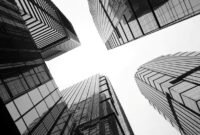 Ilustrasi, Sejarah menunjukkan korelasi aneh: setiap kali gedung tertinggi di dunia selesai dibangun, krisis ekonomi hebat sering kali menyusul. Dok: Istimewa.