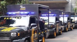 Polda Metro Jaya serahkan 13 mobil Pamapta untuk Polres dan Polsek, mempercepat respon polisi terhadap laporan warga dan mendukung program Jaga Jakarta. Dok: PMJ