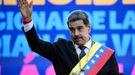 Kapal induk nuklir merapat, operasi rahasia siap dimulai. AS tingkatkan tekanan untuk gulingkan Maduro dalam beberapa hari ke depan. Dok: Istimewa.