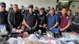 Personel gabungan TNI–Polri menyita sabu dan ganja dari rumah pelaku di Kampung Berlan. (Posnews/Ist)