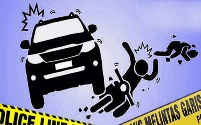 Mobil BYD menabrak gerobak PKL dan sepeda motor di Jalan Swasembada Barat, Tanjung Priok, Jakarta Utara. (Posnews/Net)