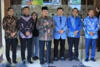 Jimly Asshiddiqie memimpin rapat dengar pendapat publik di STIK-PTIK Jakarta Selatan. (Posnews/Ist)