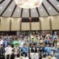 Peserta Munas XI MUI Pusat berpose bersama.